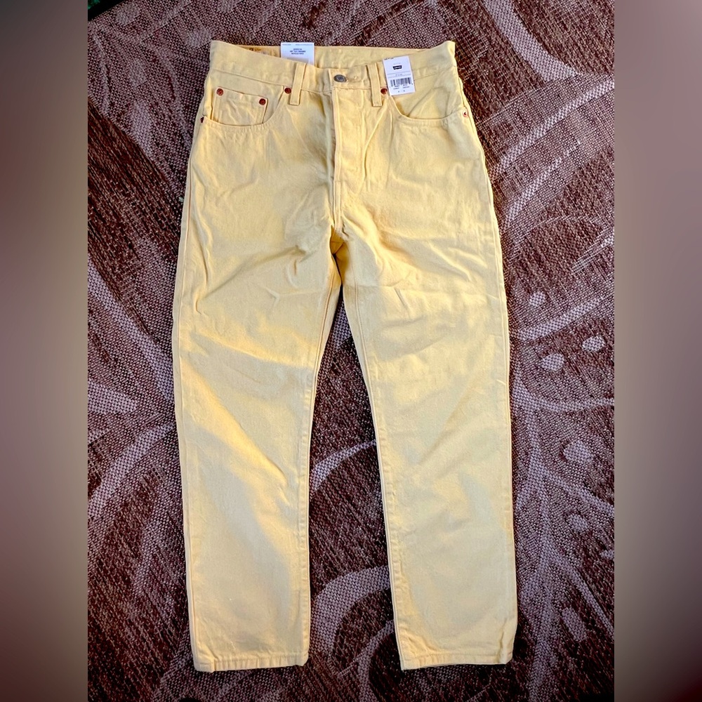 NWT Levi’s Fresh Crop Jeans